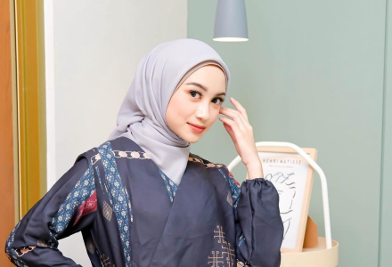 Gambar Ansania Hijab, Hijab Sejuta Umat Pilihan Anak Sekolah Hingga Selebritis