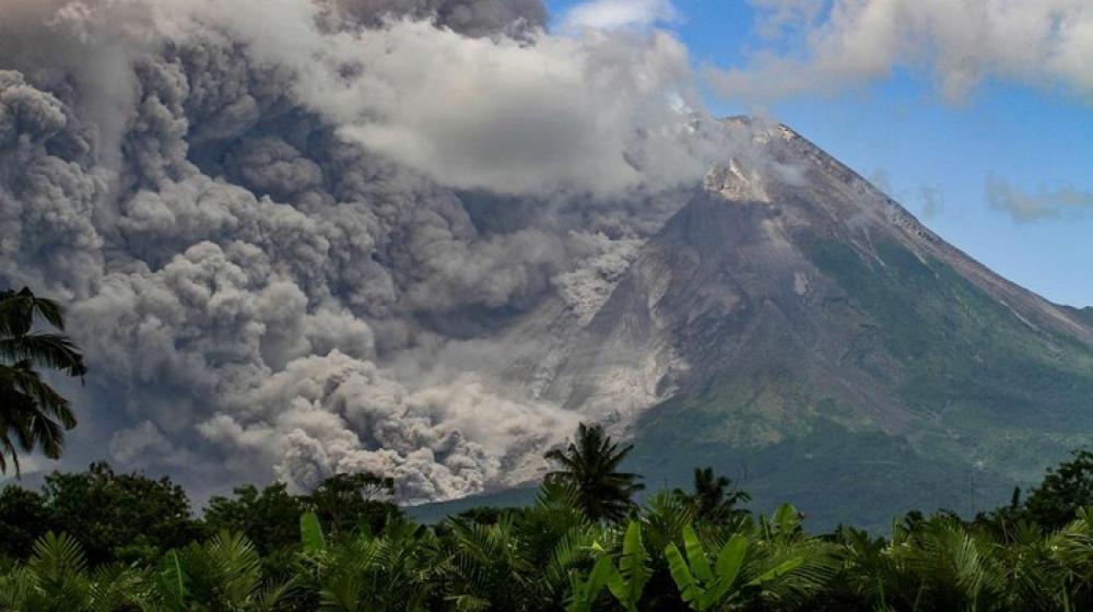 Gunung Merapi Muntahkan  Mega Panas, Waspadai Potensi Bahaya 7 Kilometer 