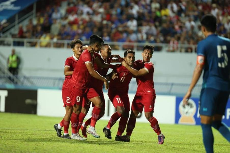 Malaysia Takjub Lihat Pertahanan Timnas Indonesia U-23 saat Bantai Timnas Thailand